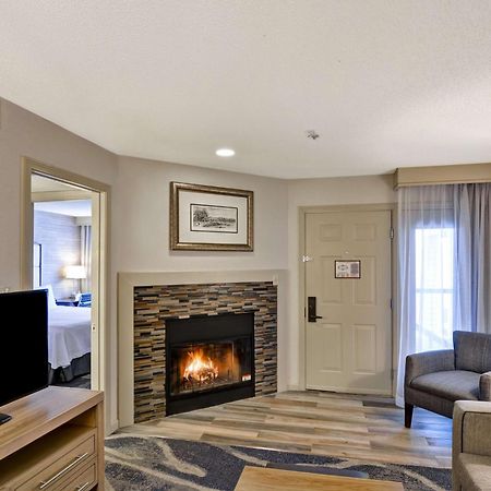 Homewood Suites By Hilton Windsor Locks Hartford Εξωτερικό φωτογραφία