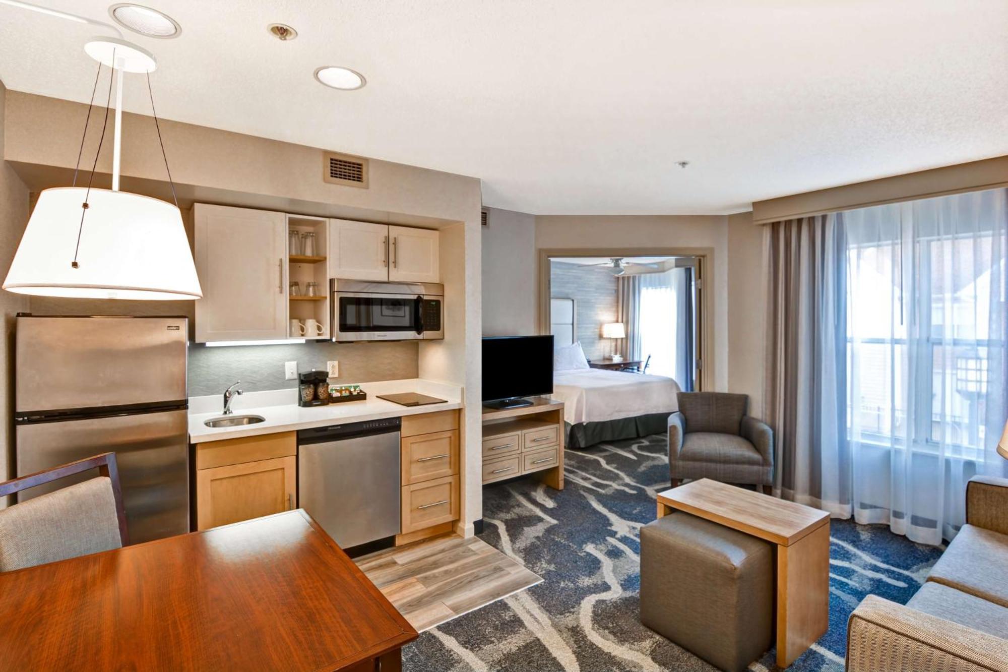 Homewood Suites By Hilton Windsor Locks Hartford Εξωτερικό φωτογραφία