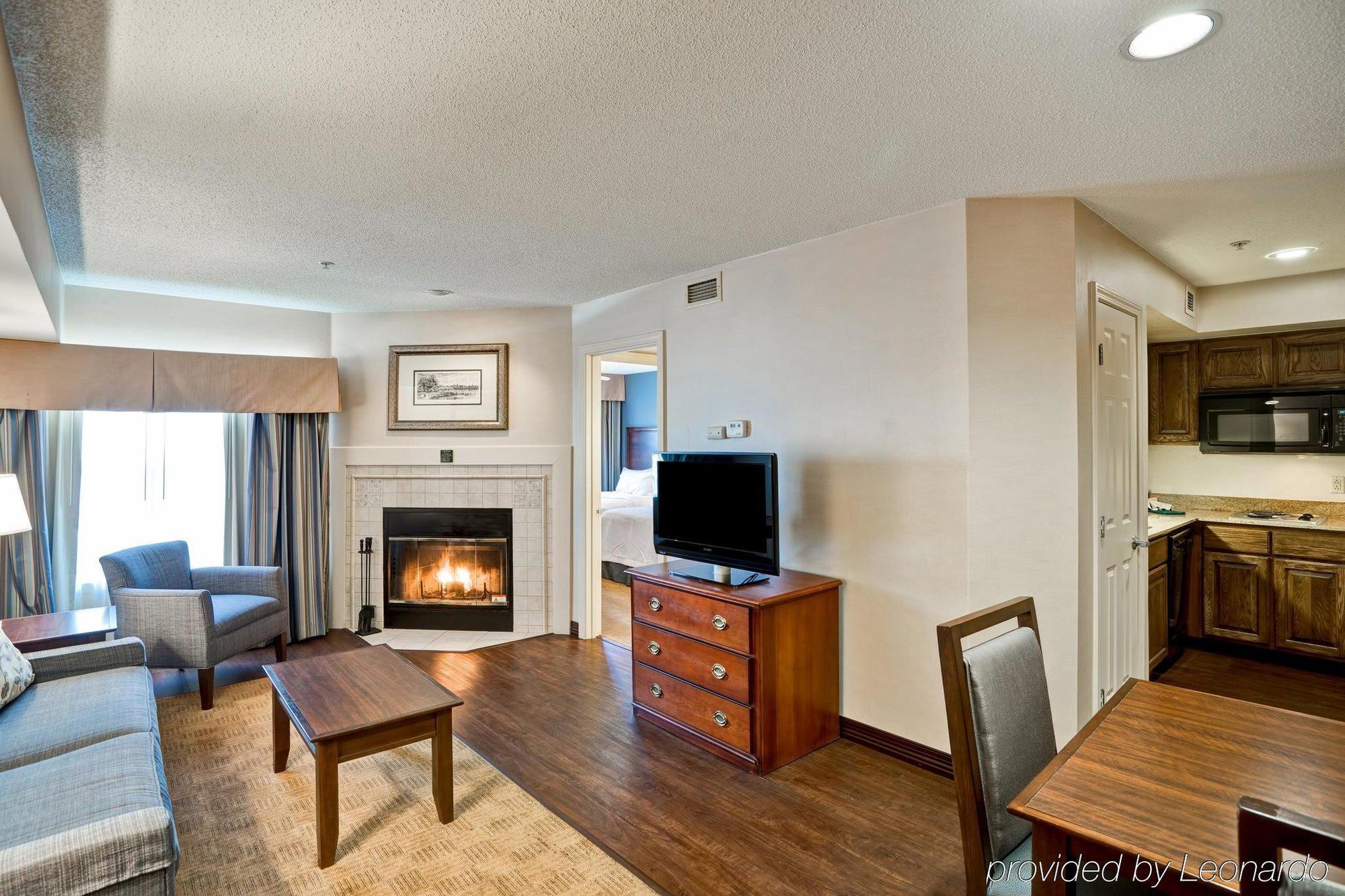 Homewood Suites By Hilton Windsor Locks Hartford Εξωτερικό φωτογραφία